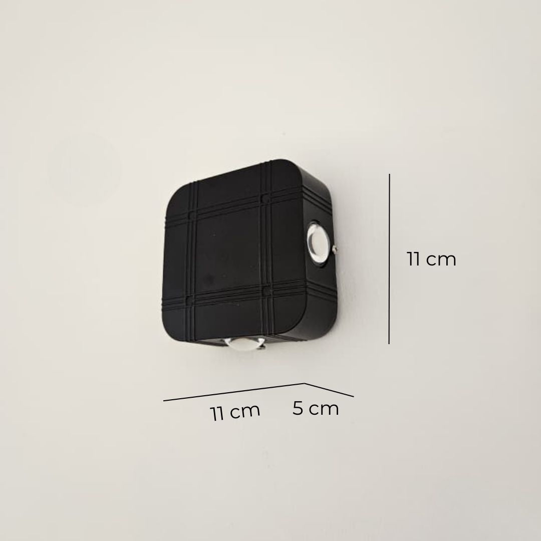 DIAMOND BEAM OUTDOOR WALL LIGHT