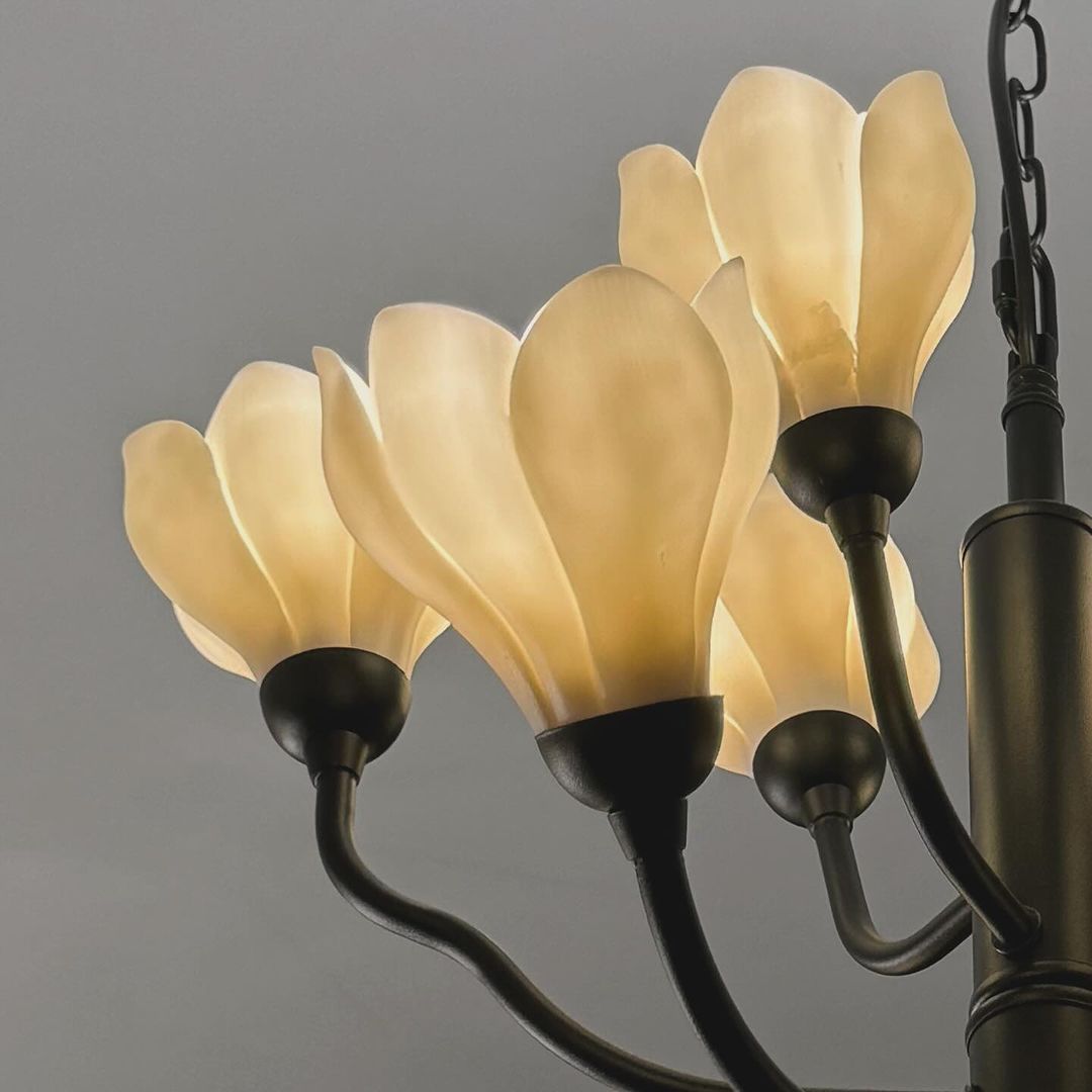 AURORA FLORA CHANDELIER