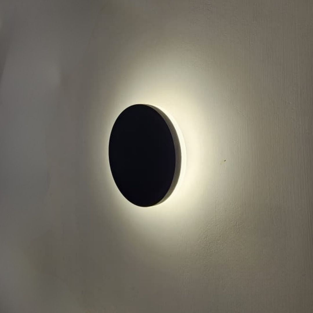 SPECTRA HALO OUTDOOR WALL LIGHT