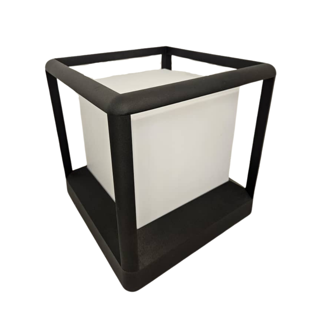 FROST EDGE OUTDOOR GATE LAMP